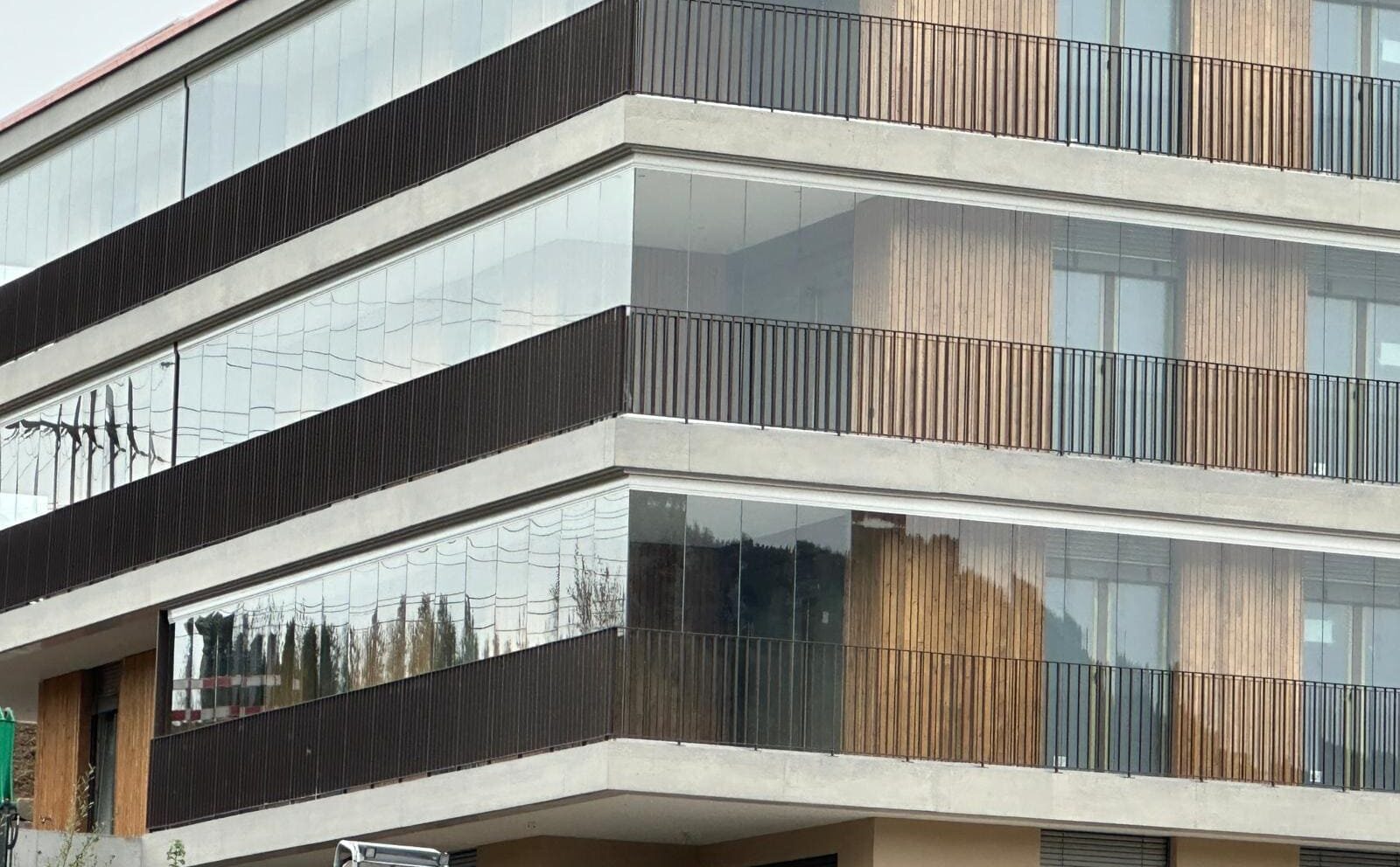 Balkonverglasung komplett | SET Glasbau